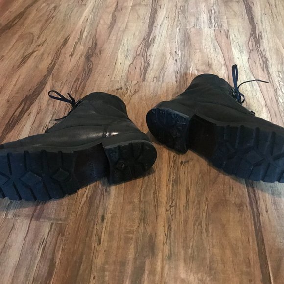 Cole Haan cap toe leather shoes boots size 11 black - Picture 6 of 7